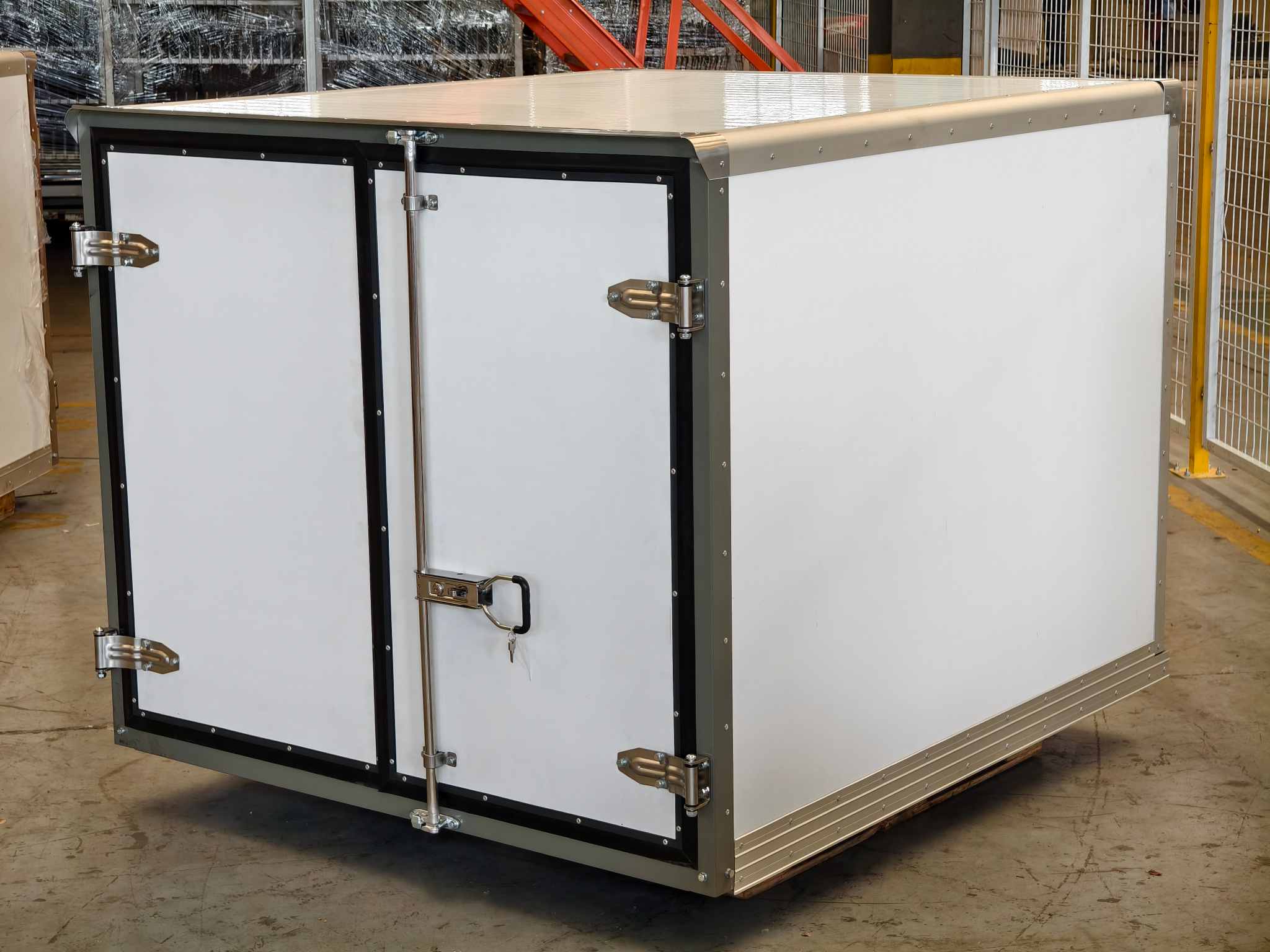 Nylon Honeycomb Dry Truck Body